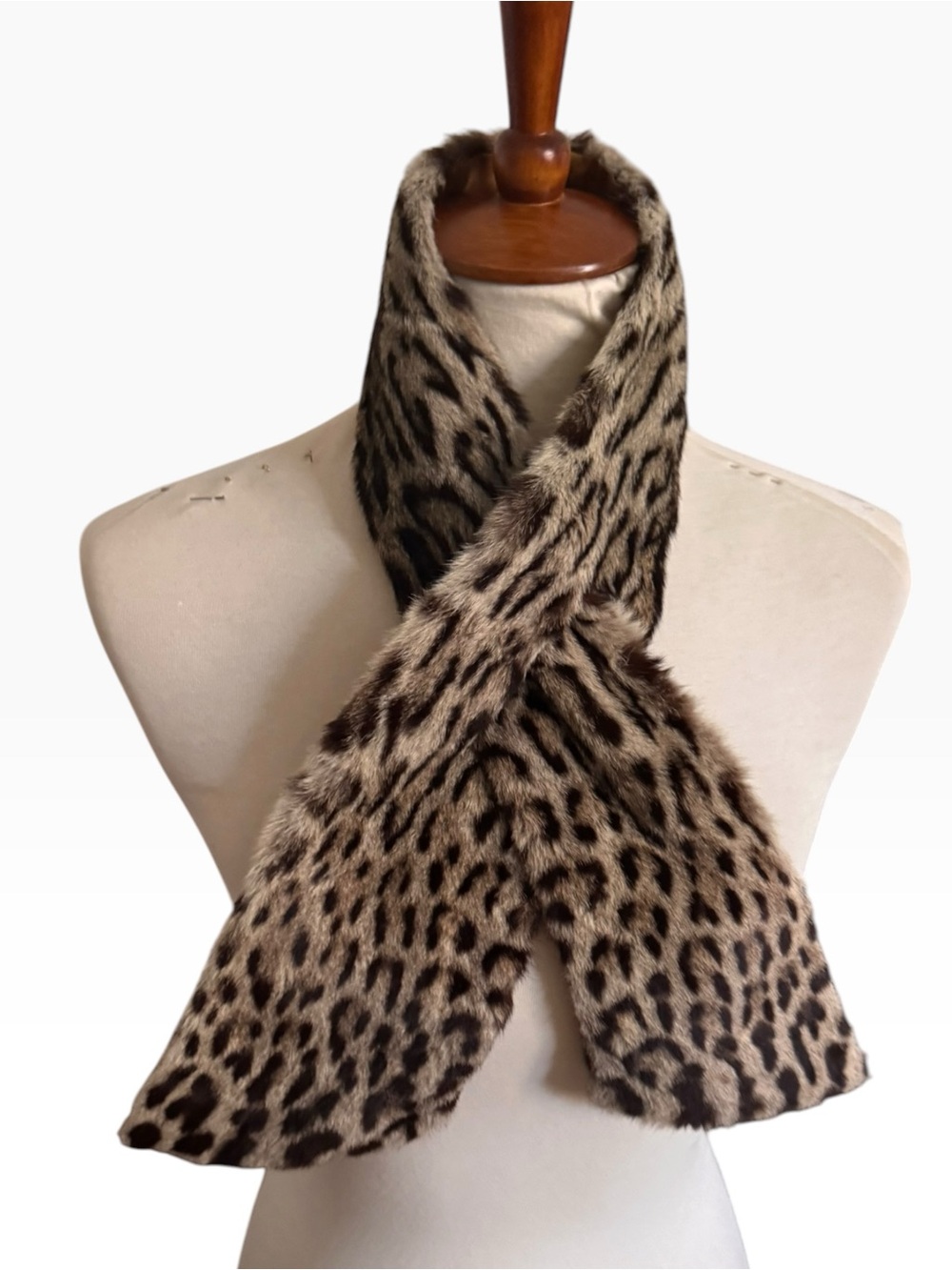 Faux Fur Leopard Print Scarf - Taupe and Black